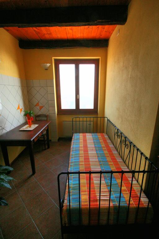 Azienda Agrituristica Alcastle Montabone Экстерьер фото